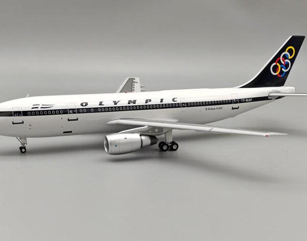 Olympic Airbus A300B2-1C F-BUAP with stand IF30B2OL0124 1:200
