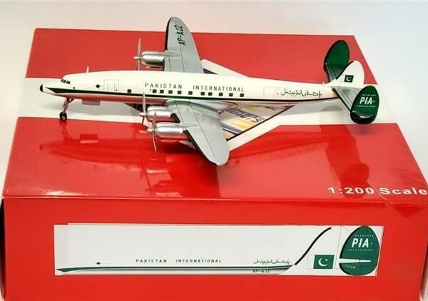 Aero Classics Pakistan International L-1049 Constellation PIA AP-AJZ 1/200 DIECAST Aircraft Pre-Built Model