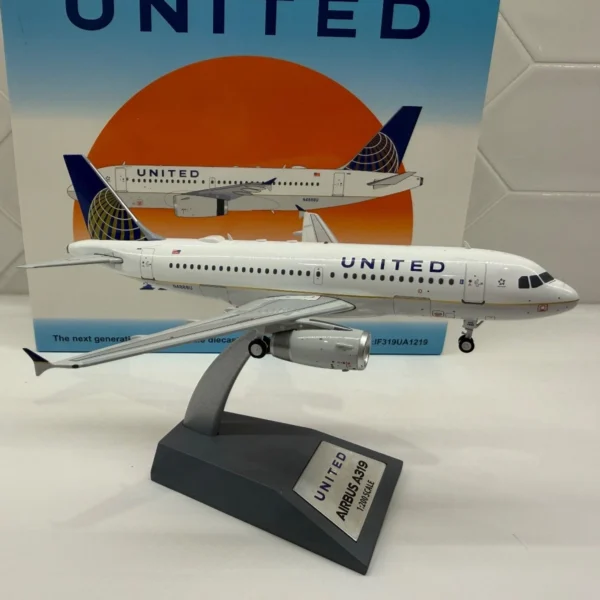 Inflight200 1:200 United Airlines Airbus A319 N4888U IF319UA1219