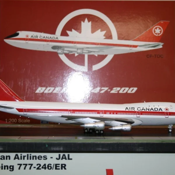 Inflight200/B Models 1:200 Air Canada Boeing 747-200 CF-TOC (B-741-AC-OC)