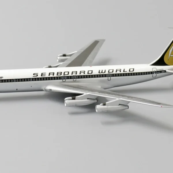 1:200 Aviation 200 Seaboard World B707-300 N7322S